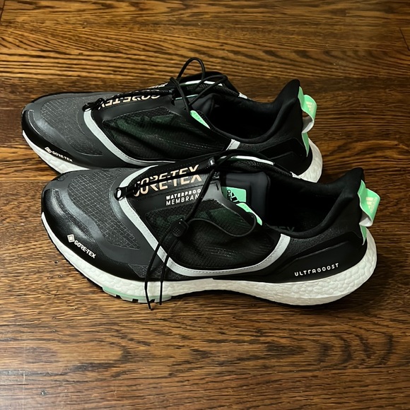 adidas Other - Adidas Gore-Tex Waterproof Membrane Ultraboost Shoe Men sz 10 black and green
